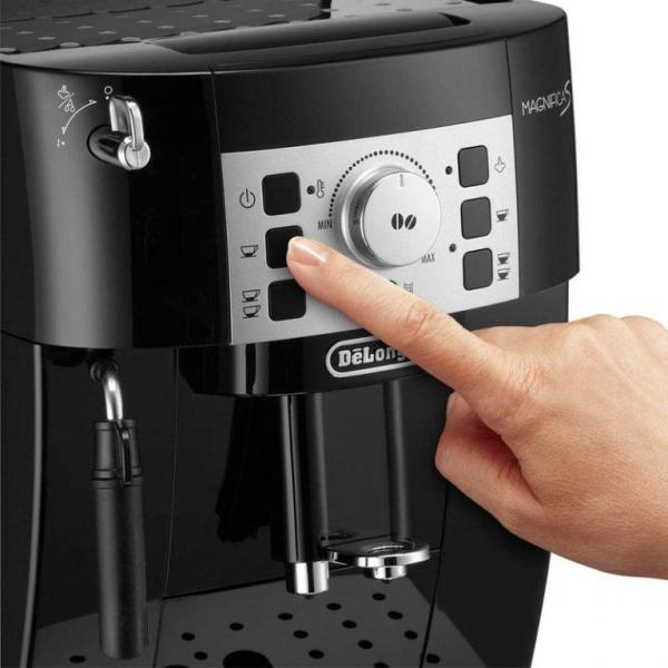 Máy pha cà phê tự động DeLonghi Magnifica S ECAM22.110.B
