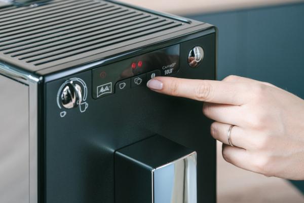 Máy pha cà phê tự động Melitta Caffeo Solo